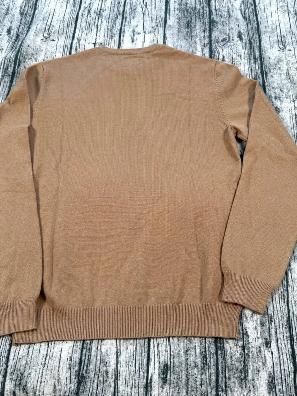 GUESS Tero Emboss Sweater Sweater M Brown Rayon Pullover Made in Bangladesh NWT